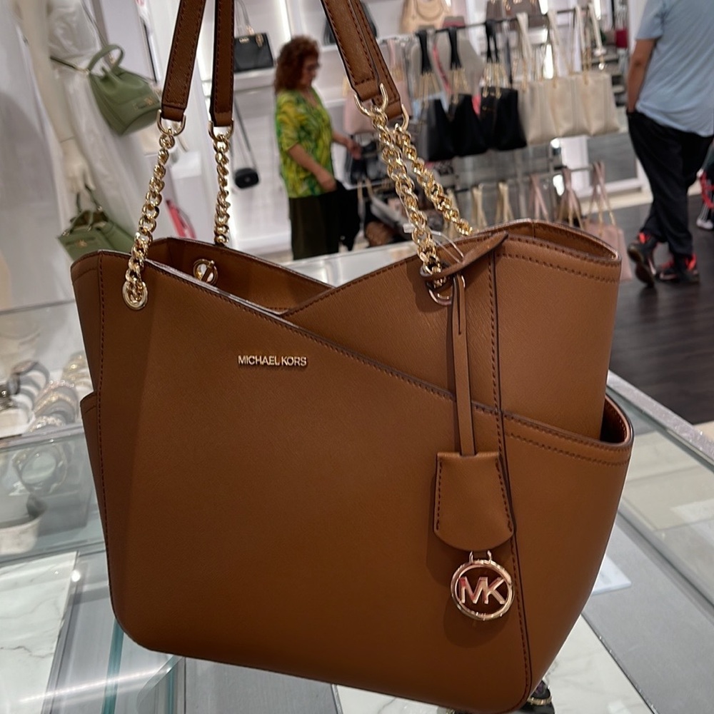 Michael Kors Jet Set Travel Large Chained Tote Shoulder Bag MK Luggage NWT - Picture 12 of 16